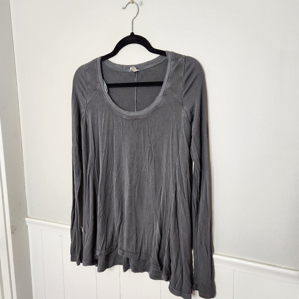 FREE PEOPLE January Ribbed Gray Long Sleeve Flowy Top